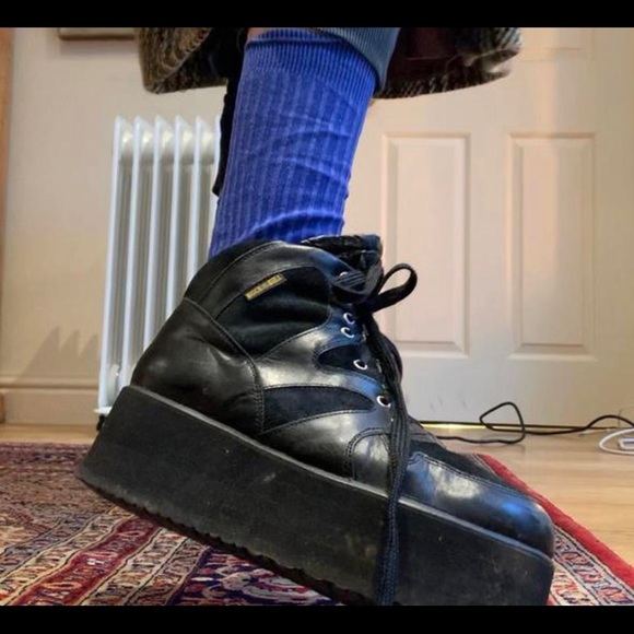 vintage platform sneakers - Picture 4 of 4